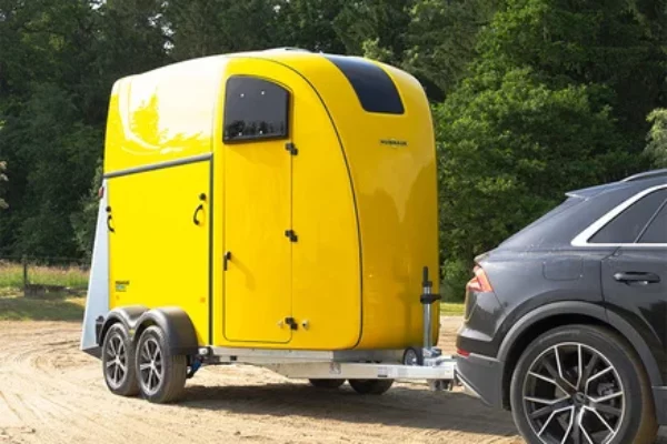 Van Chevaux HUMBAUR Pegasus Style